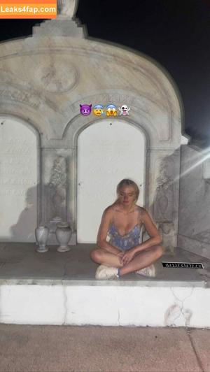 Natalie Alyn Lind photo #0232