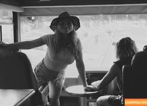 Natalie Alyn Lind photo #0327