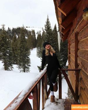 Natalie Alyn Lind photo #0384