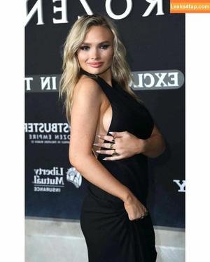 Natalie Alyn Lind photo #0396