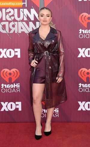 Natalie Alyn Lind photo #0512