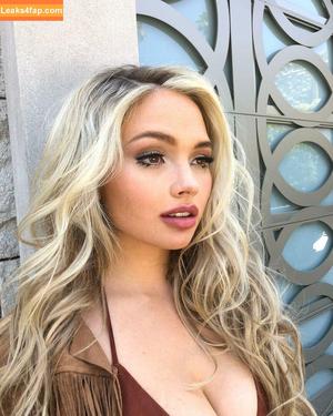 Natalie Alyn Lind photo #0540