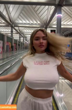 Natalie Alyn Lind фото #0748