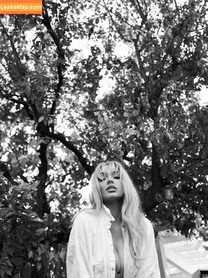 Natalie Alyn Lind фото #0754