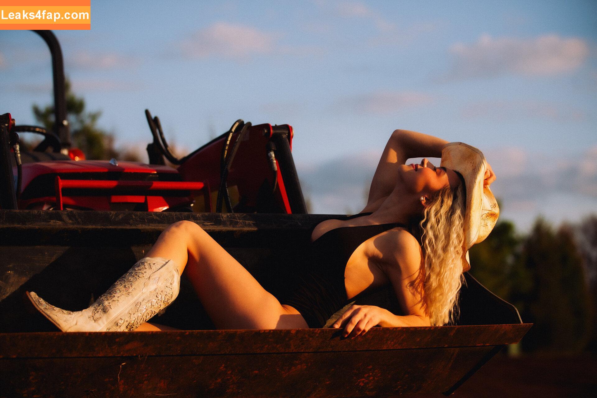 Natalie Decker / NatalieRacing / nataliedecker / user слитое фото фото #0316