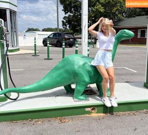 Natalie Decker фото #0333