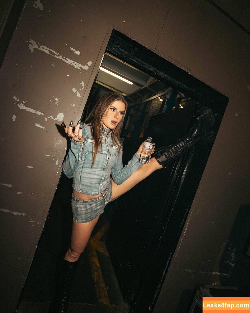 Natalie Jane / nataliejanesings leaked photo photo #0010