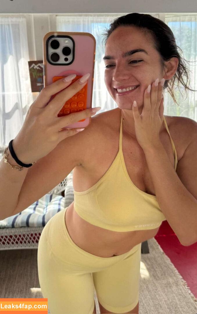 Natalie Mariduena / natalinanoel leaked photo photo #0069