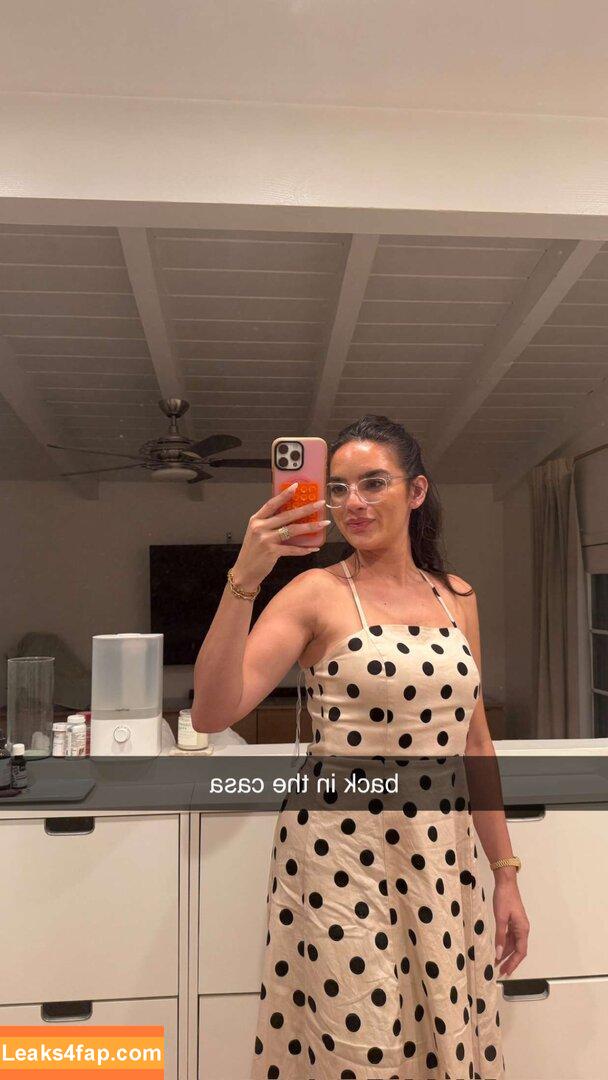 Natalie Mariduena / natalinanoel leaked photo photo #0073