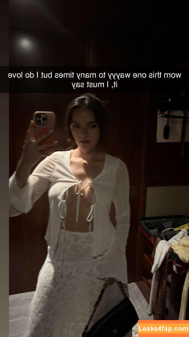 Natalie Mariduena / natalinanoel leaked photo photo #0098