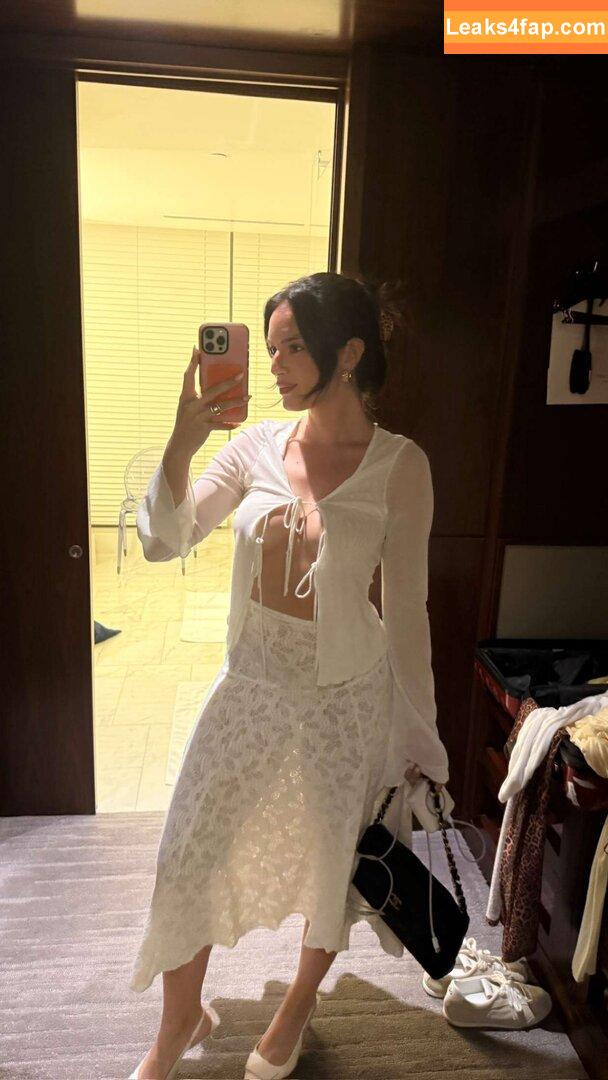 Natalie Mariduena / natalinanoel leaked photo photo #0102