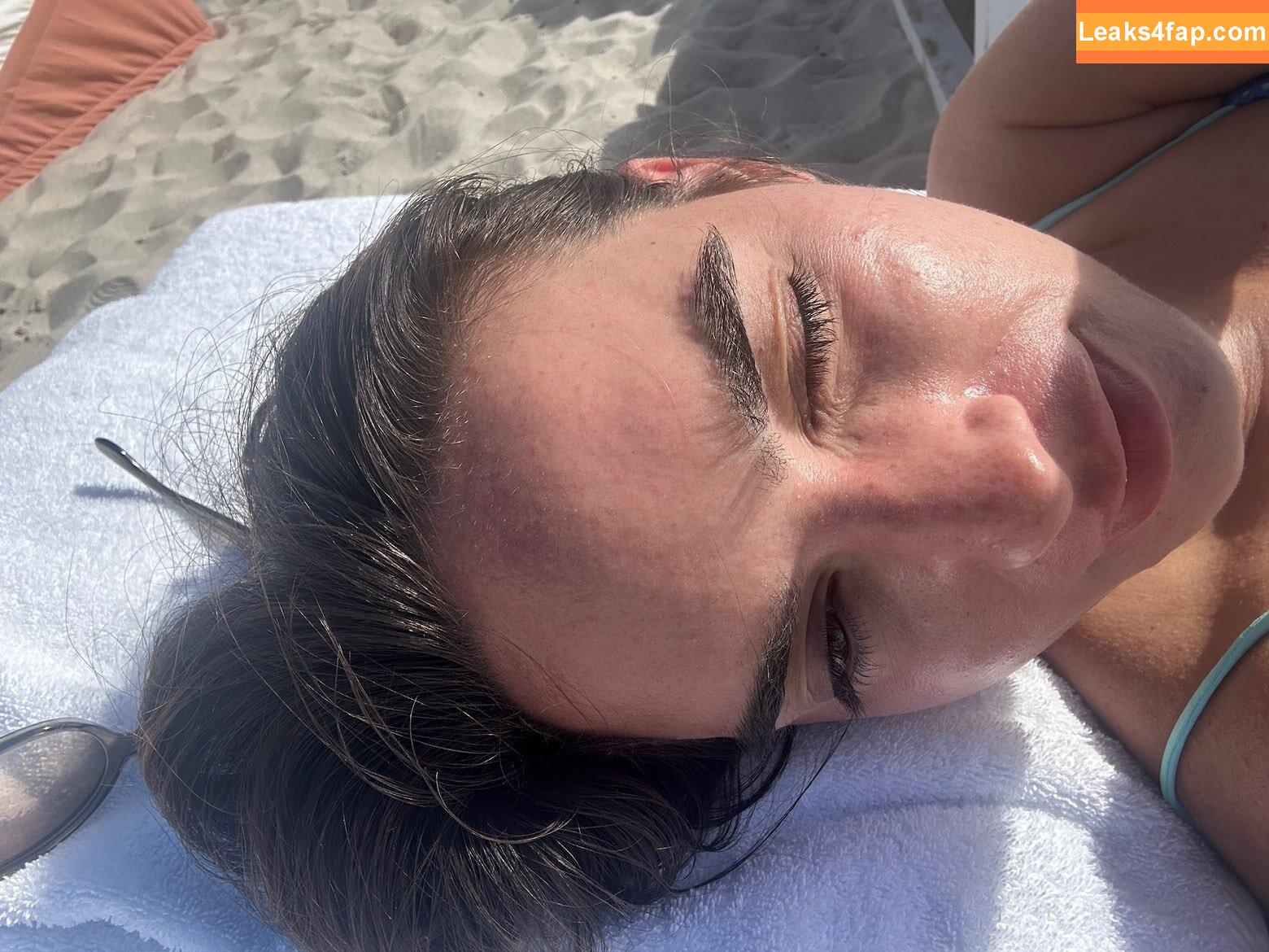 Natalie Mariduena / natalinanoel leaked photo photo #0149