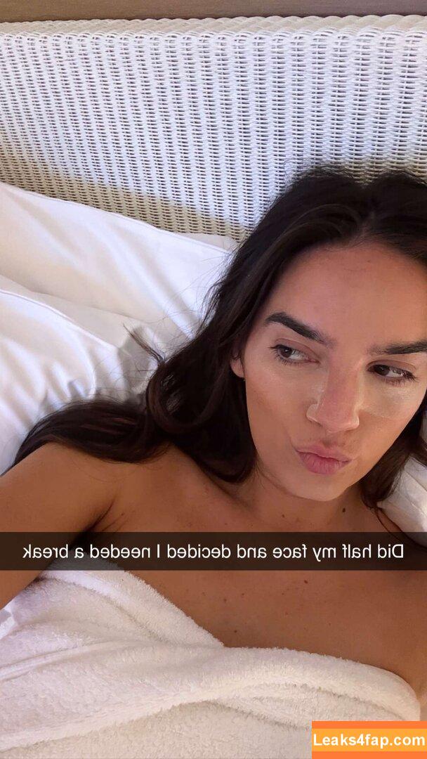 Natalie Mariduena / natalinanoel leaked photo photo #0152