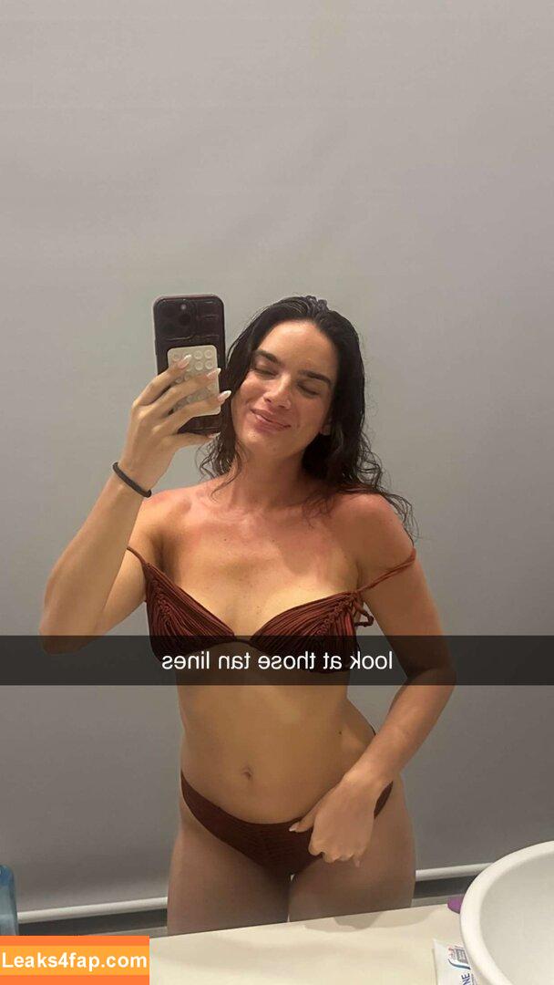 Natalie Mariduena / natalinanoel leaked photo photo #0179