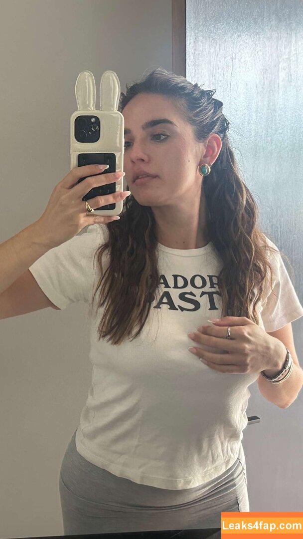 Natalie Mariduena / natalinanoel leaked photo photo #0183