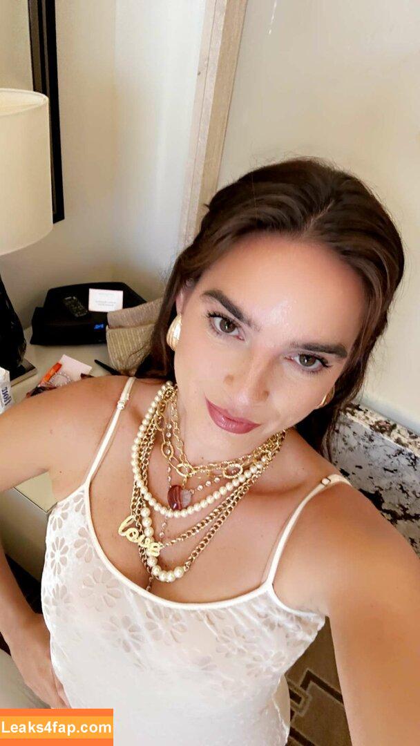 Natalie Noel / Mariduena / natalienoelledfw / natalinanoel слитое фото фото #0202