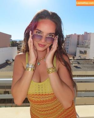 Natalie Noel photo #1042