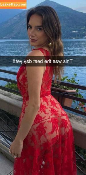 Natalie Noel photo #1055