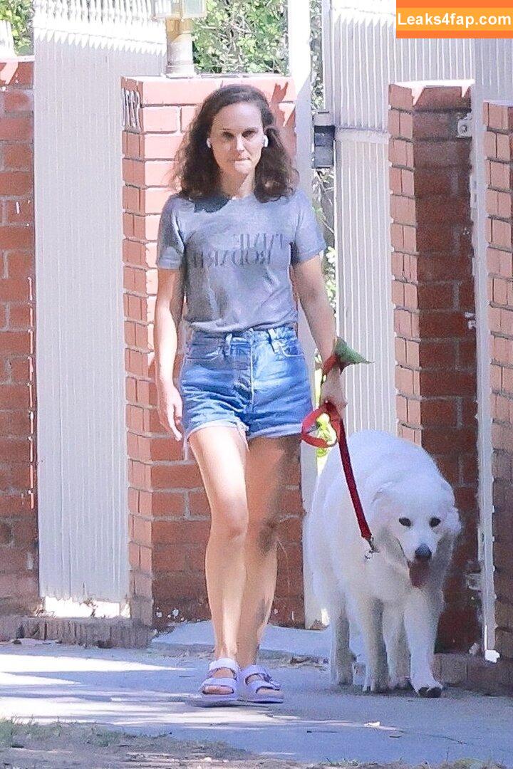 Natalie Portman / natalieportman слитое фото фото #0244