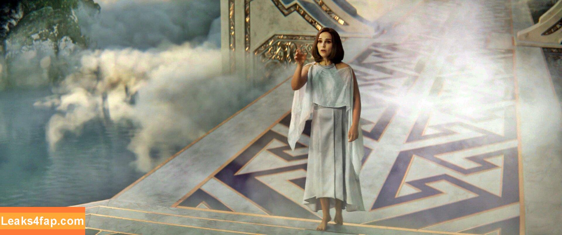 Natalie Portman / natalieportman слитое фото фото #0266