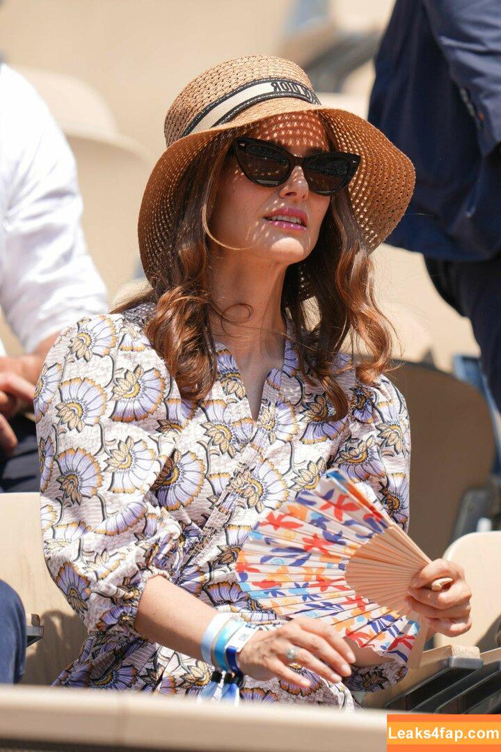 Natalie Portman / natalieportman слитое фото фото #0328