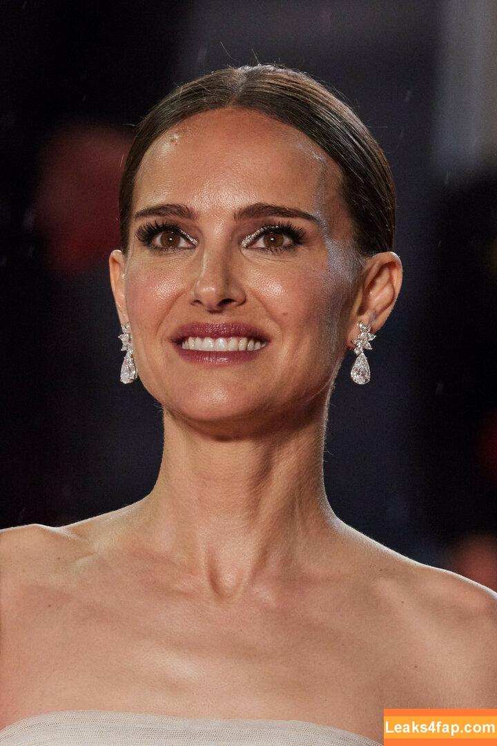 Natalie Portman / natalieportman слитое фото фото #0334