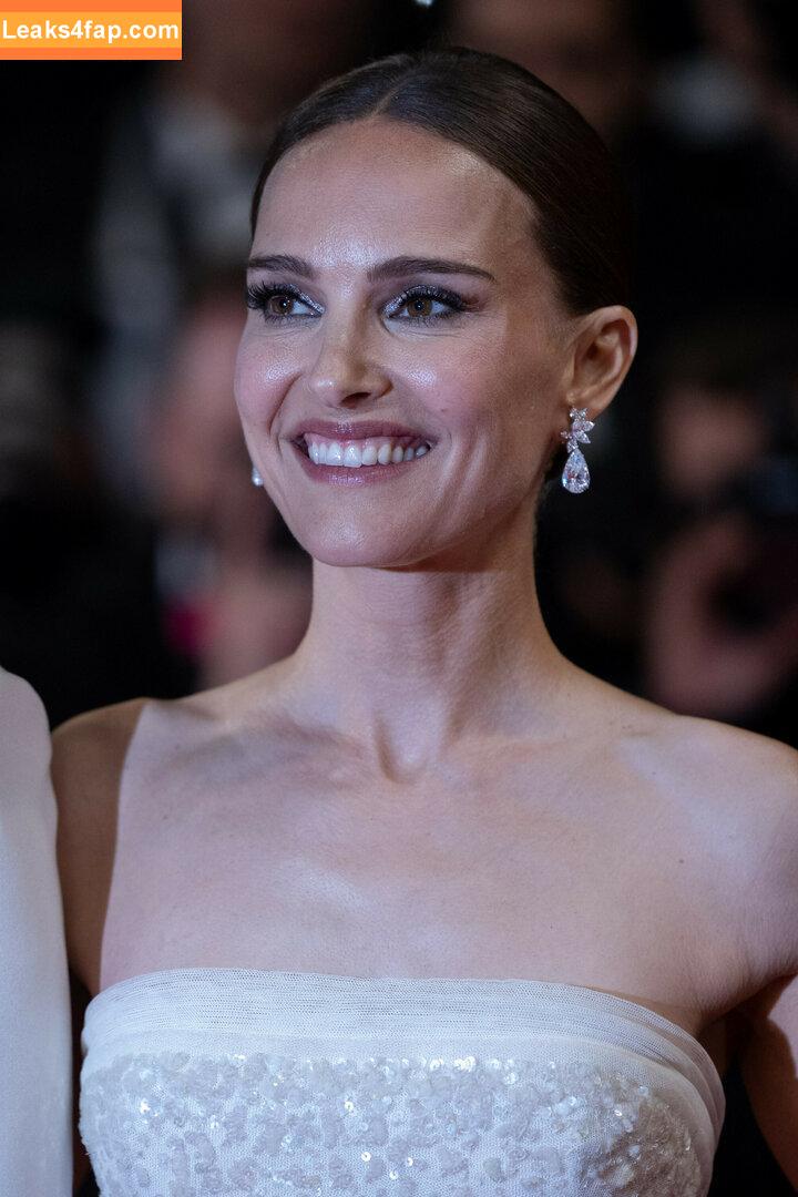 Natalie Portman / natalieportman слитое фото фото #0339