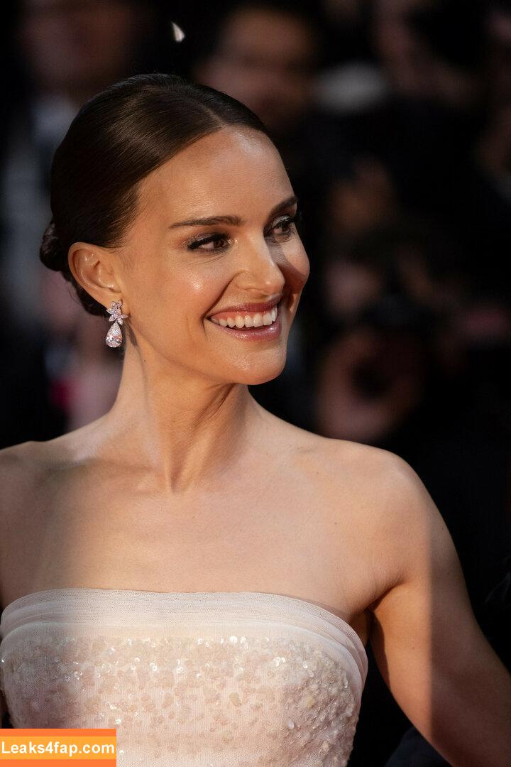 Natalie Portman / natalieportman слитое фото фото #0340