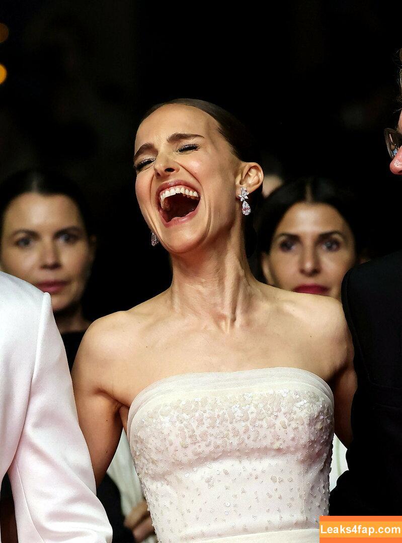 Natalie Portman / natalieportman слитое фото фото #0351