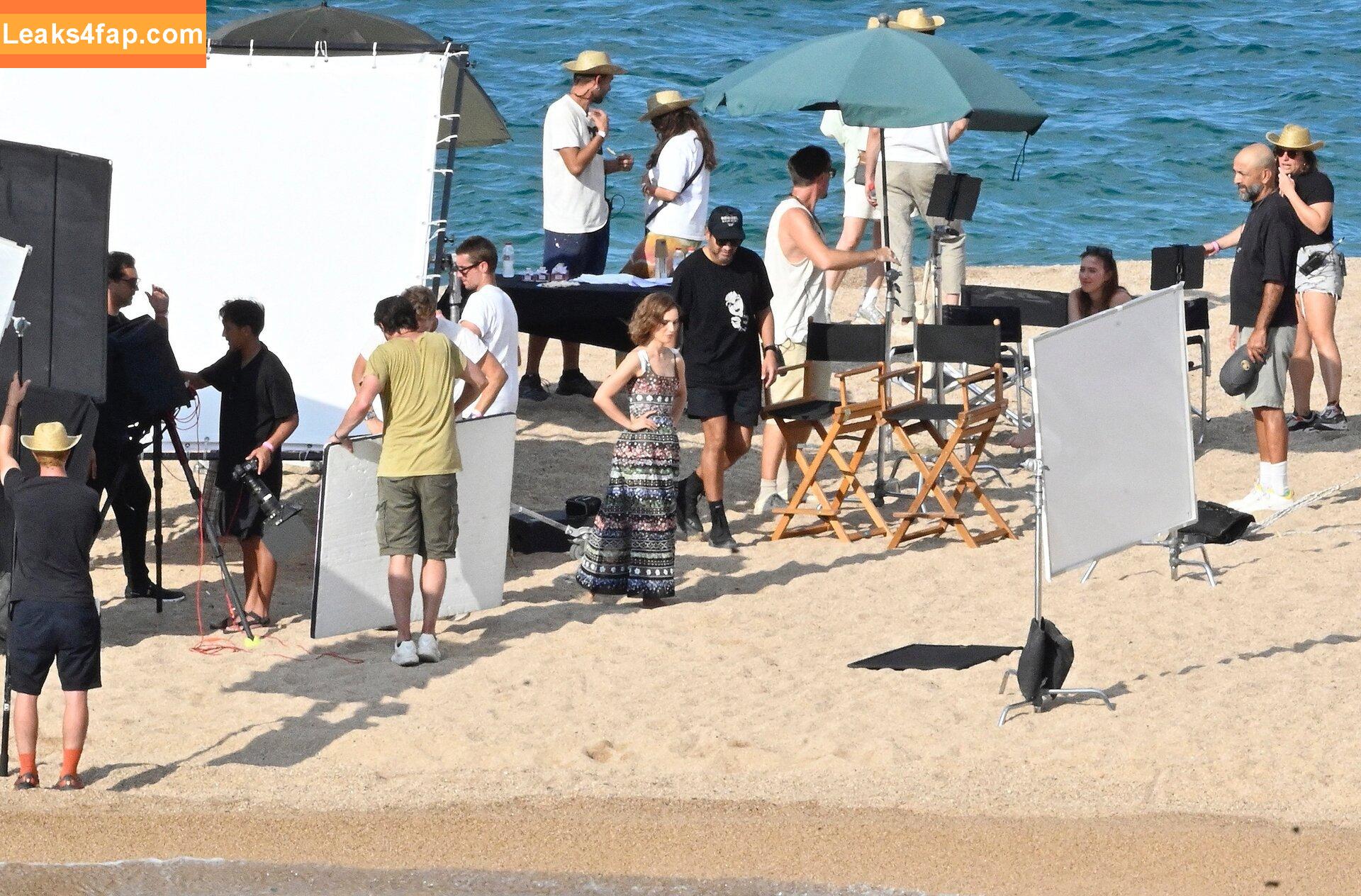 Natalie Portman / natalieportman слитое фото фото #0396