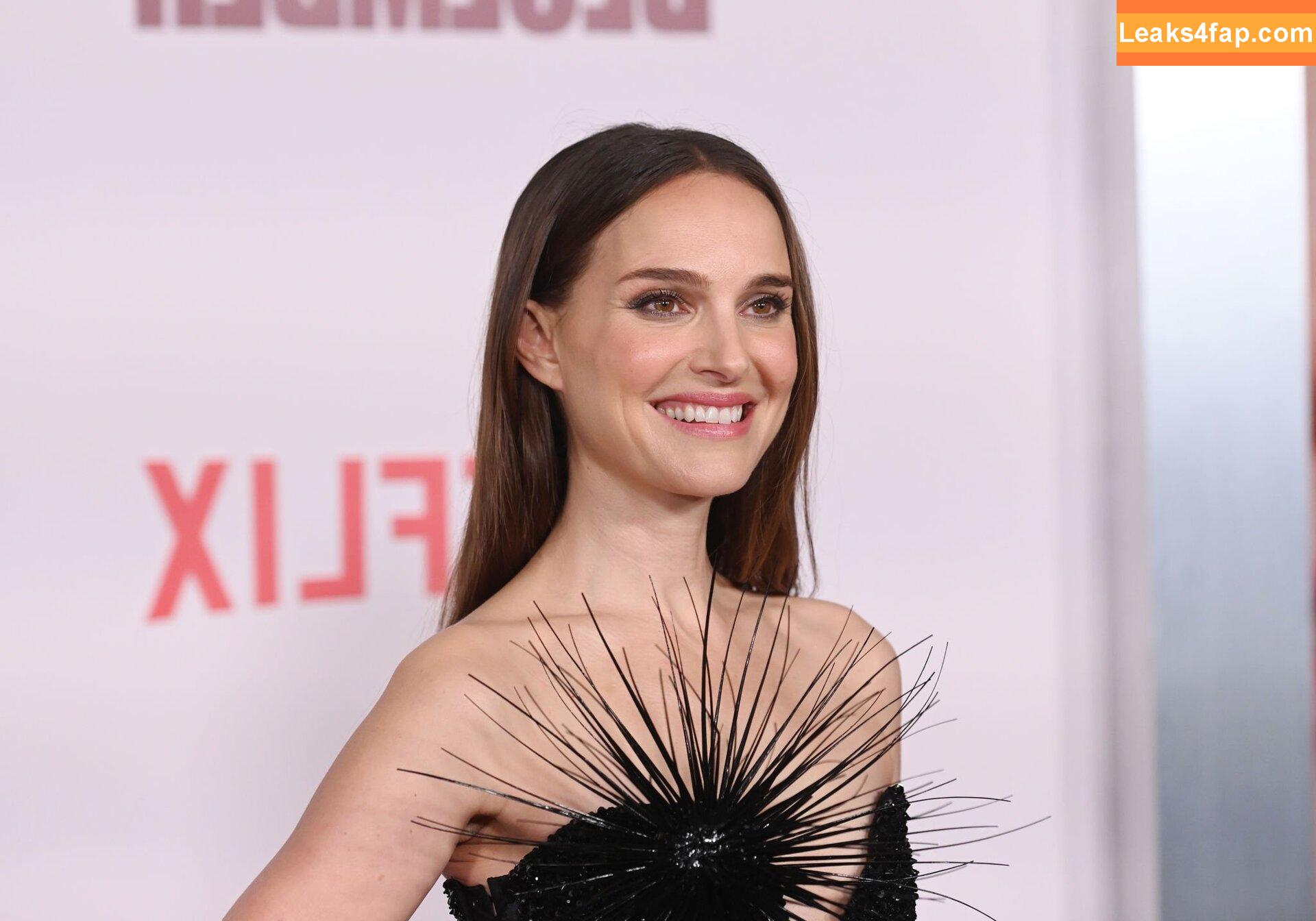 Natalie Portman / natalieportman слитое фото фото #0525