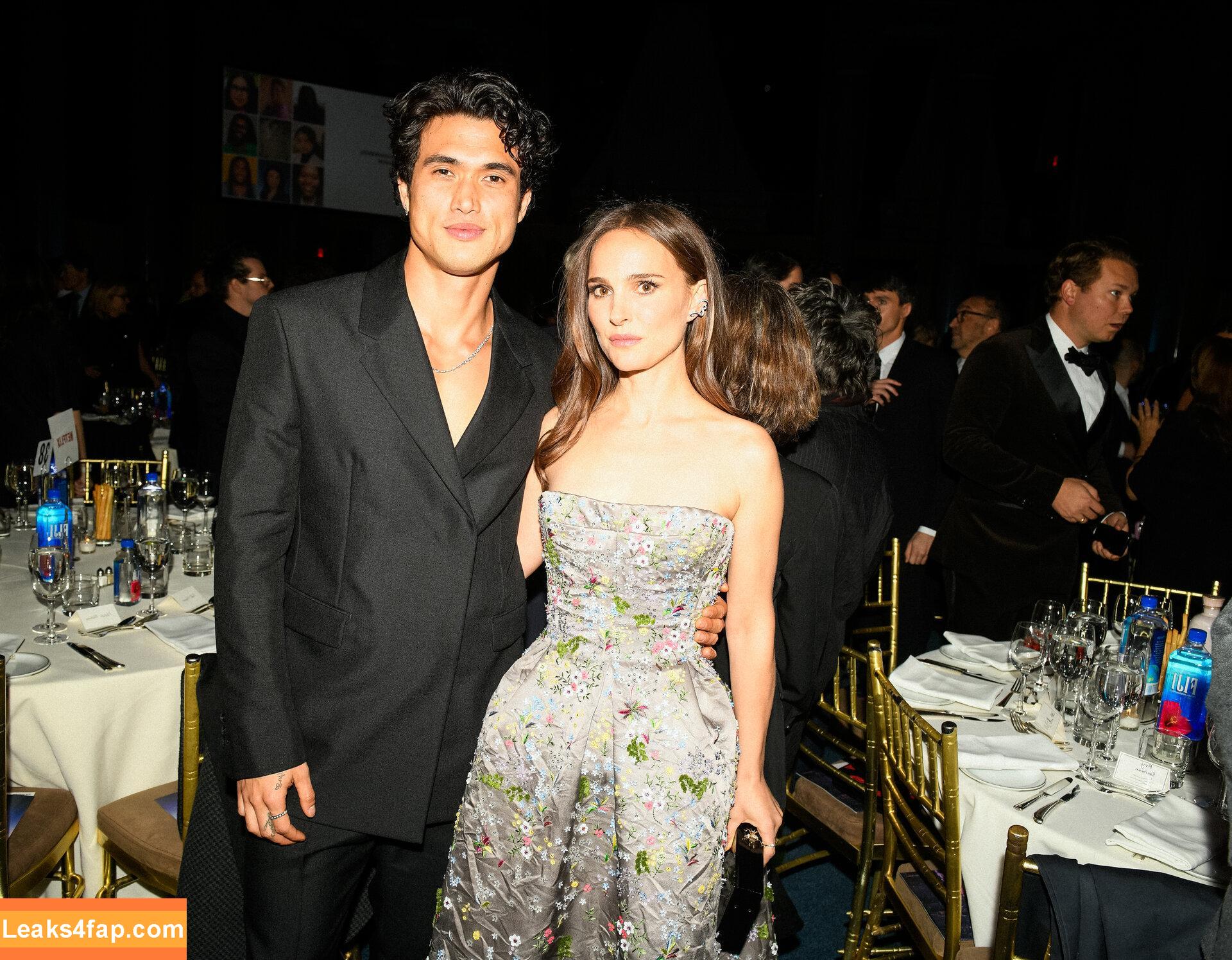 Natalie Portman / natalieportman слитое фото фото #0560