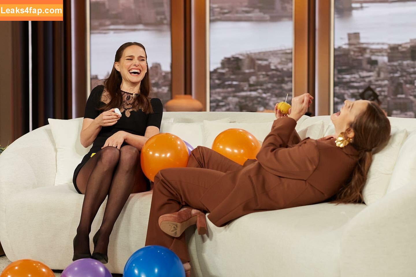 Natalie Portman / natalieportman слитое фото фото #0635