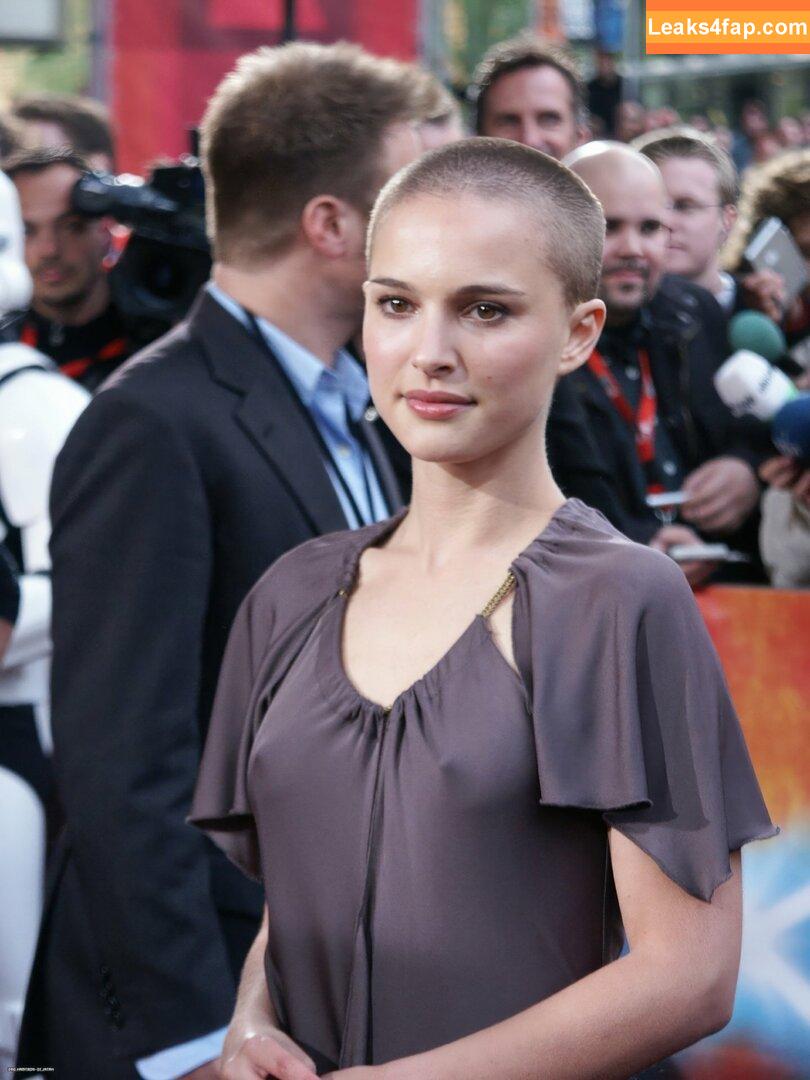 Natalie Portman / natalieportman слитое фото фото #0667