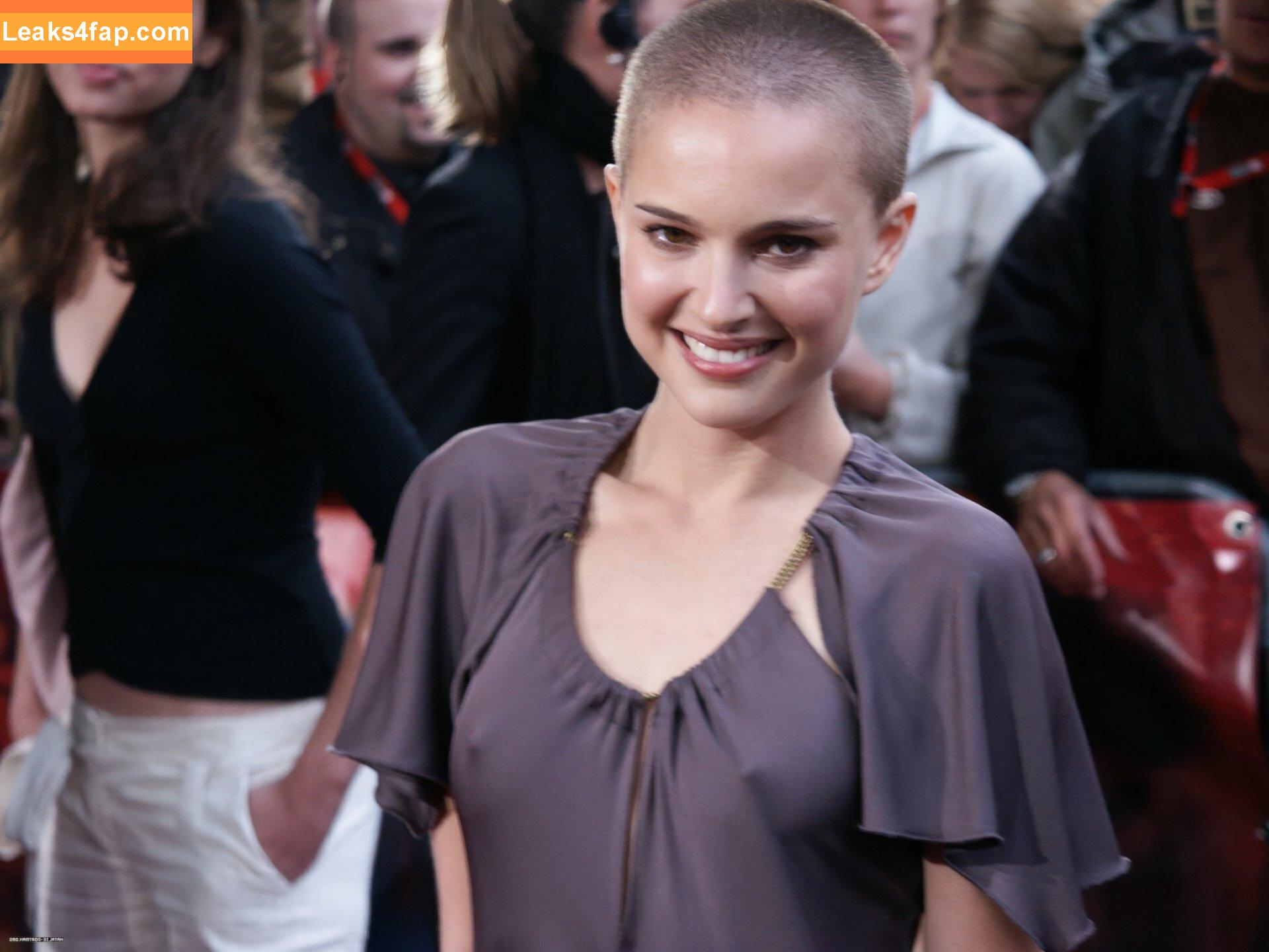 Natalie Portman / natalieportman слитое фото фото #0671