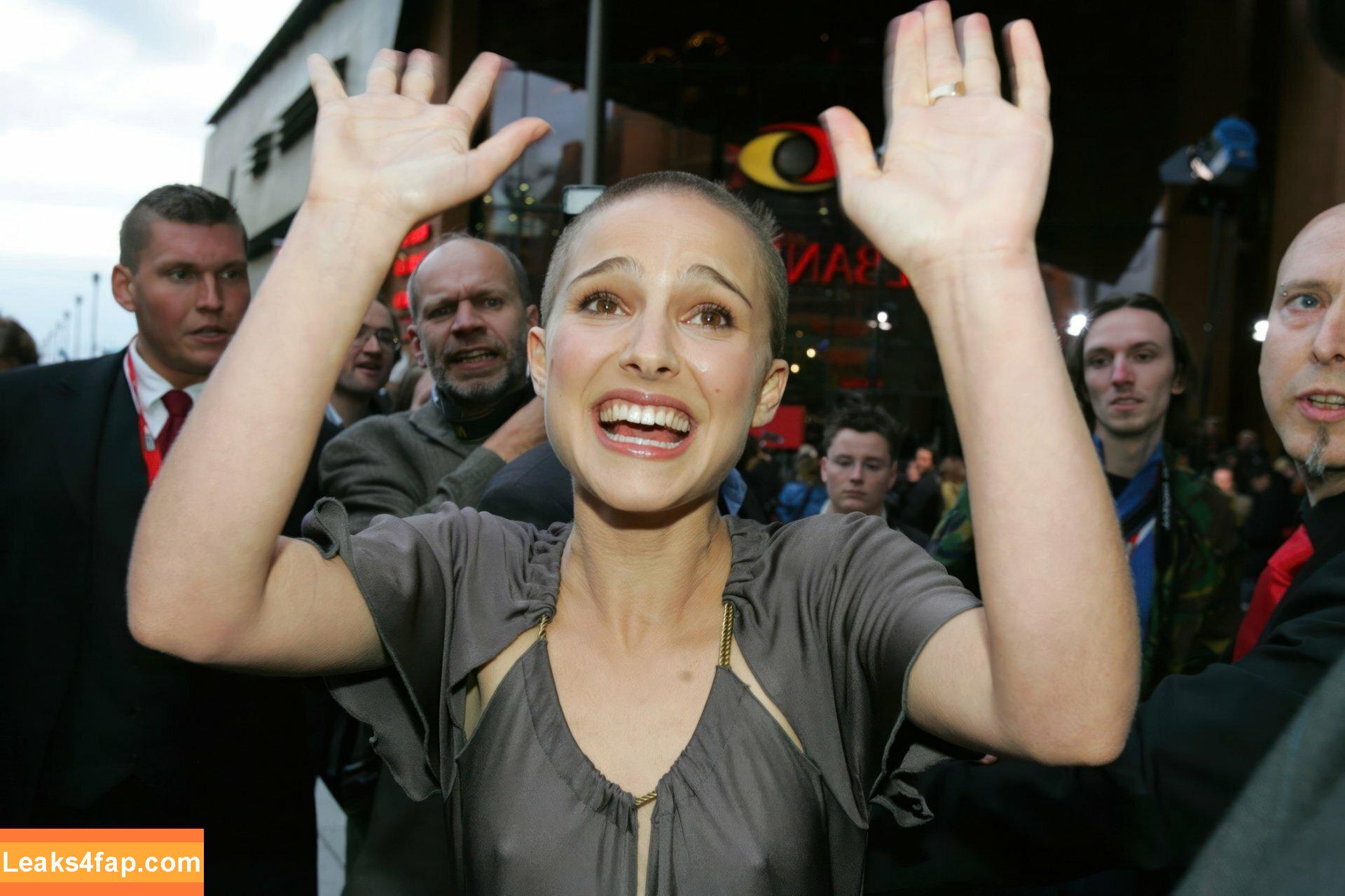 Natalie Portman / natalieportman слитое фото фото #0677