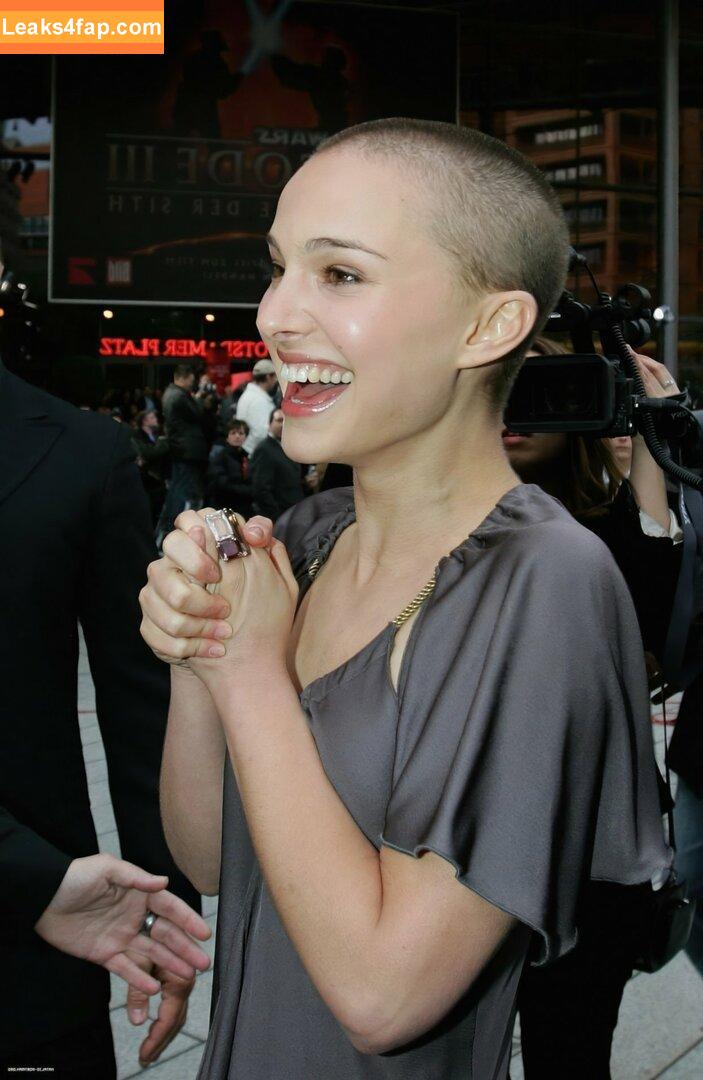 Natalie Portman / natalieportman слитое фото фото #0687