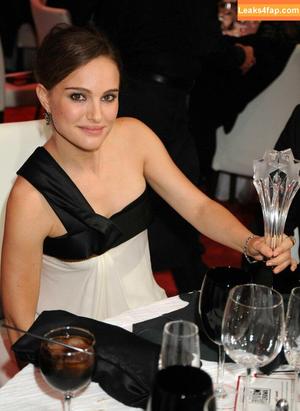 Natalie Portman фото #1359