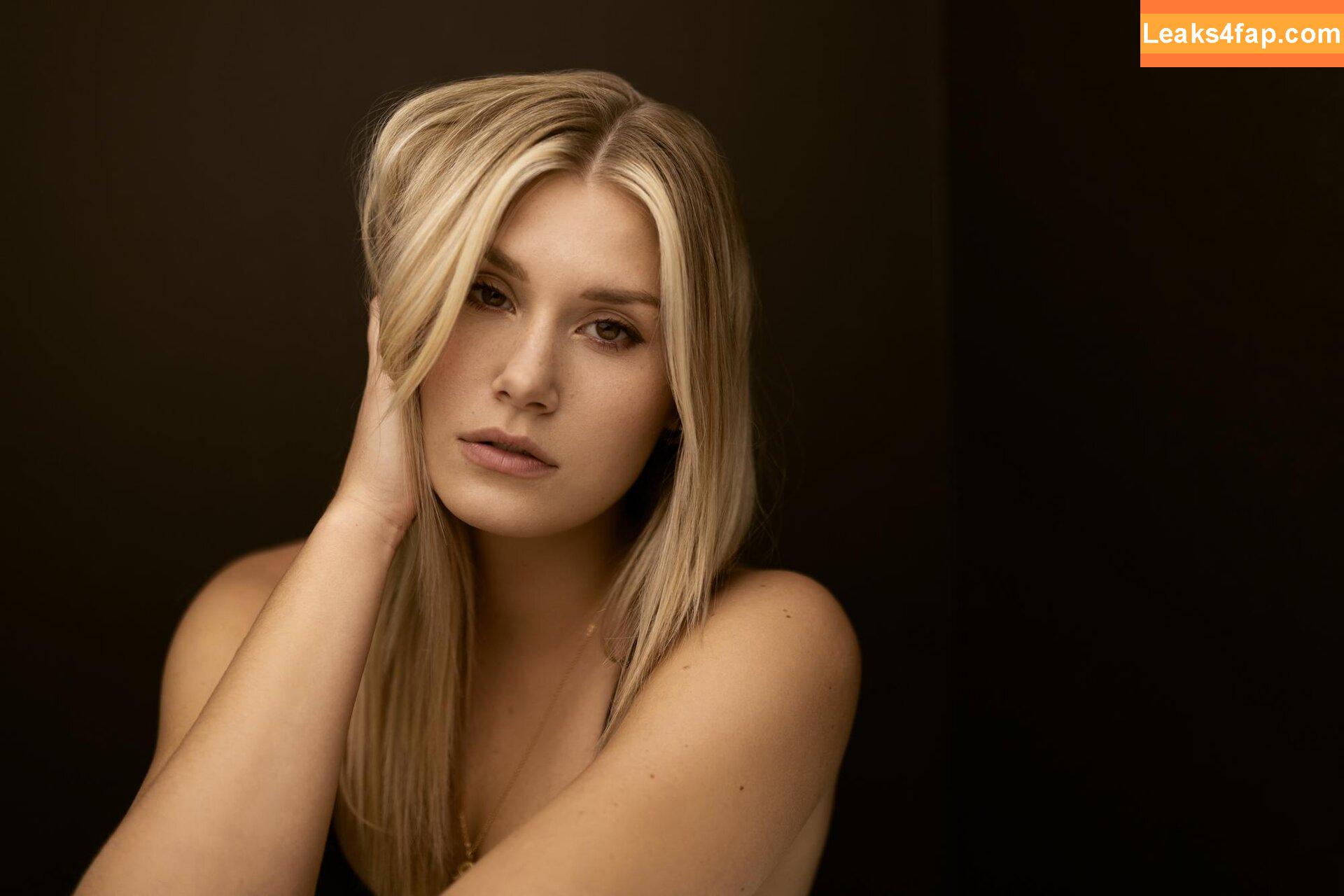 Natalie Sharp /  leaked photo photo #0009