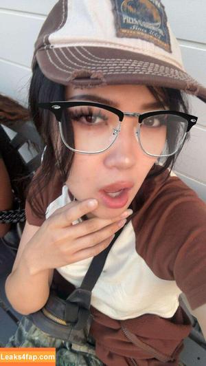 Natalie Tran photo #0247