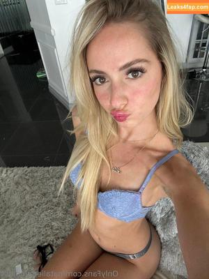 nataliereynoldss photo #0070