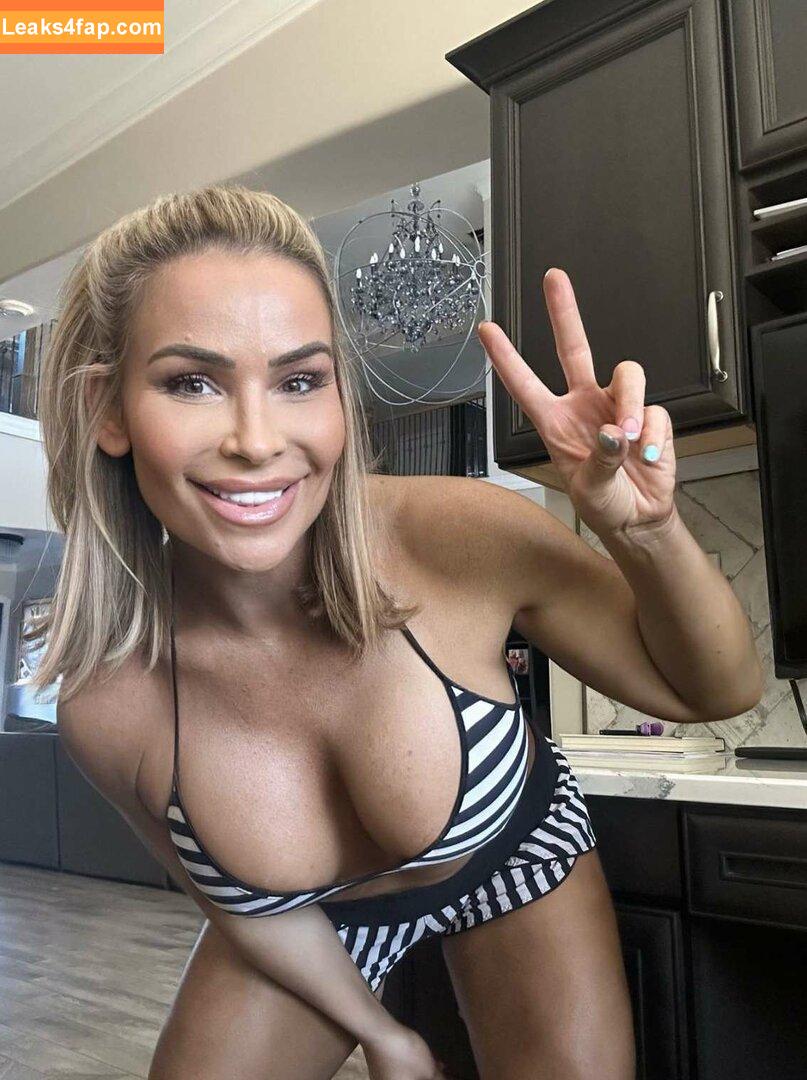 Natalya Neidhart / Wwe / natalya_boat leaked photo photo #0034