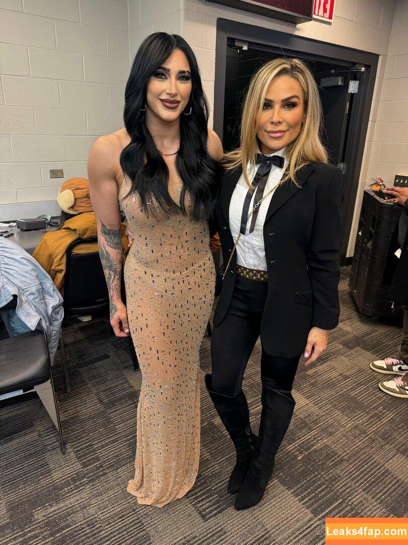 Natalya Neidhart / Wwe / natalya_boat слитое фото фото #0375