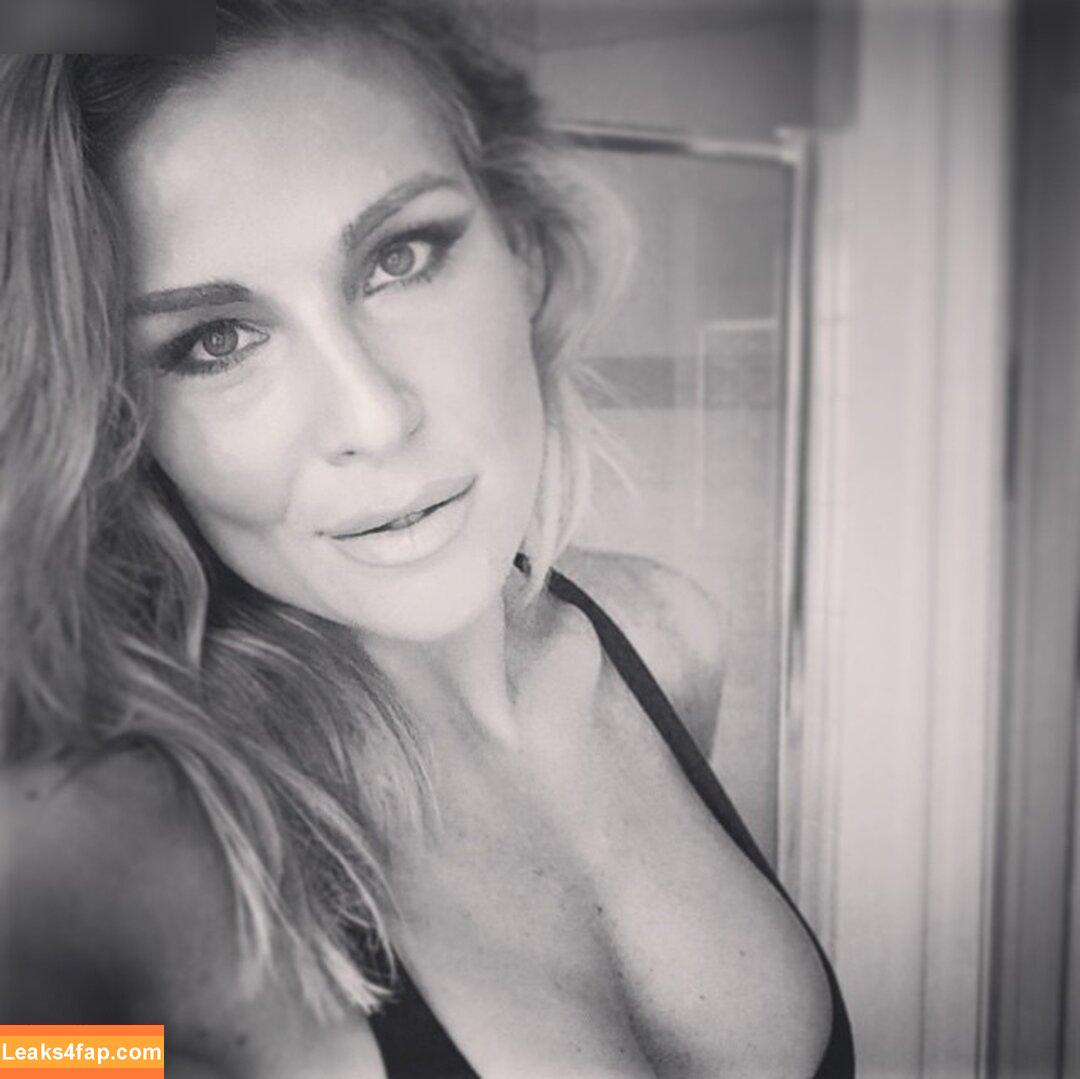 Natalya Neidhart / Wwe / natalya_boat leaked photo photo #0474