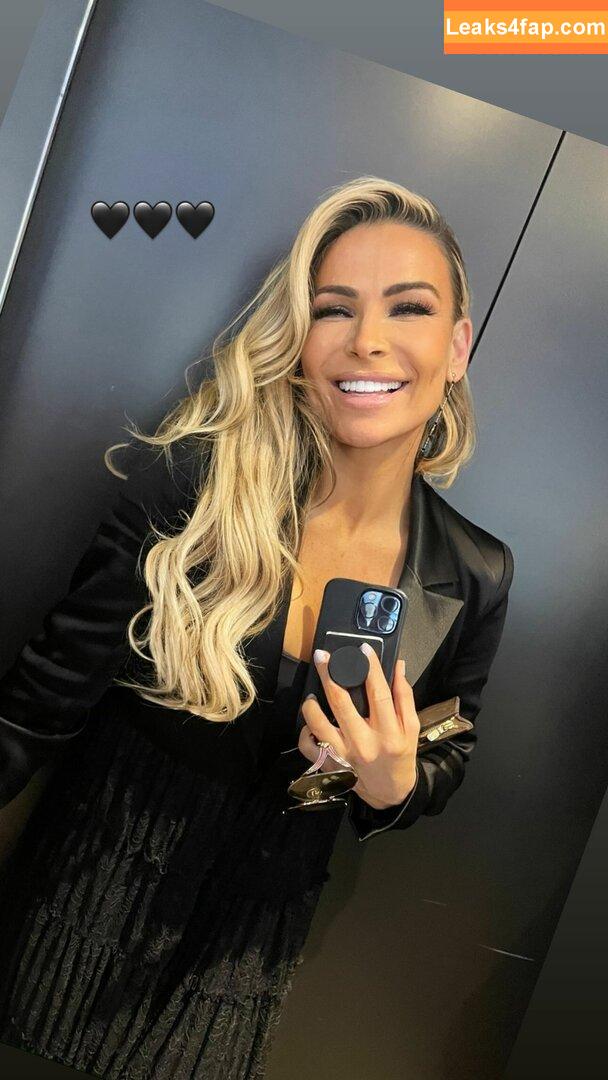 Natalya Neidhart / Wwe / jenni-neidhart / natalya_boat leaked photo photo #0698