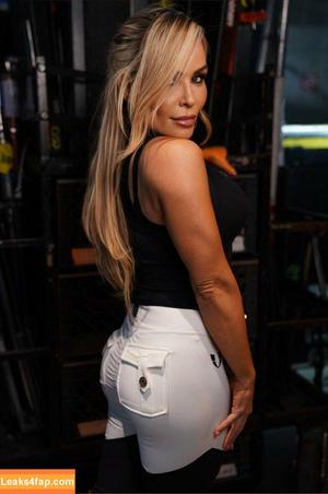 Natalya Neidhart photo #0250