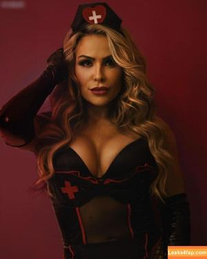 Natalya Neidhart photo #0678