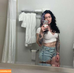 Natasha Aughey photo #0037