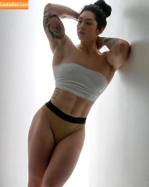 Natasha Aughey photo #0280