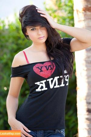 Natasha Belle фото #0221